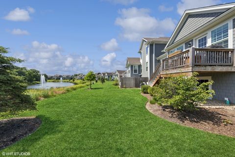 Tiny photo for 5531 Barton Lane, Hinsdale, IL 60521 (MLS # 12440427)