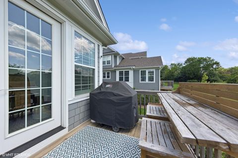 Tiny photo for 5531 Barton Lane, Hinsdale, IL 60521 (MLS # 12440427)