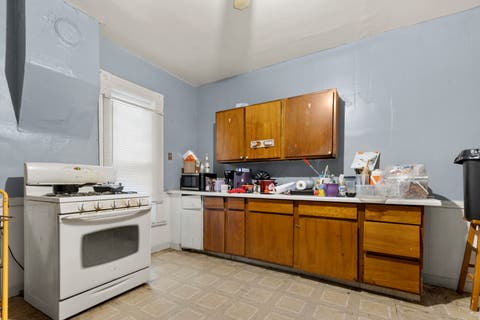 Tiny photo for 828 N Winnebago Street, Rockford, IL 61103 (MLS # 12731675)