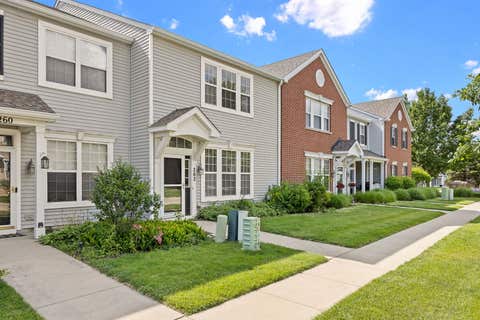 Photo of 262 Springbrook Trail S TRL, Oswego, IL 60543 (MLS # 12690130)