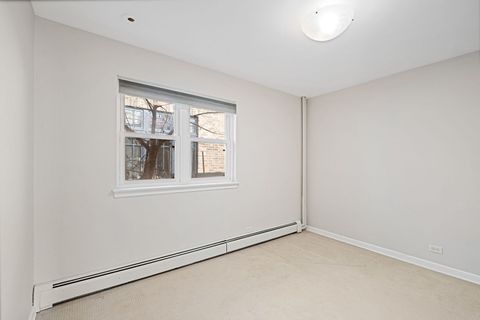 Tiny photo for 7303 N Kildare Avenue, Lincolnwood, IL 60712 (MLS # 12532814)