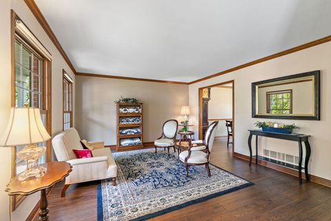 Tiny photo for 500 Essex Road, Fox River Grove, IL 60021 (MLS # 12655079)