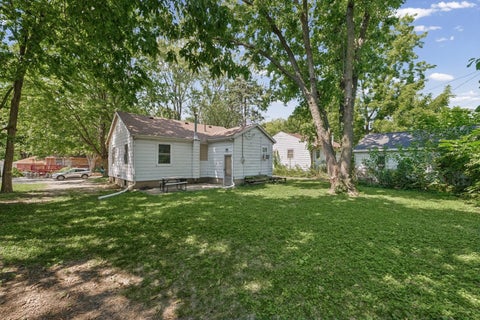 Tiny photo for 1006 N Division Avenue, Urbana, IL 61801 (MLS # 12742513)