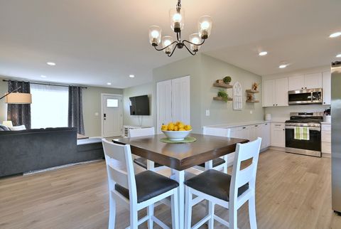 Tiny photo for 10222 Hibiscus Drive, Orland Park, IL 60462 (MLS # 12509377)