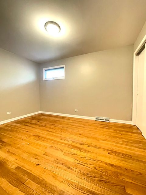 Tiny photo for 16314 Woodlawn East Avenue, South Holland, IL 60473 (MLS # 12442346)