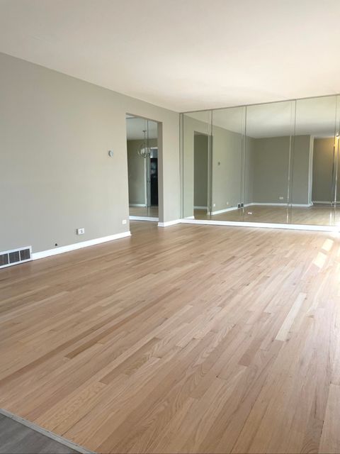 Tiny photo for 16314 Woodlawn East Avenue, South Holland, IL 60473 (MLS # 12442346)