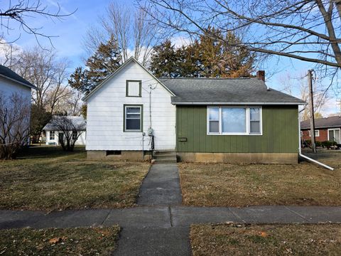 Photo of 606 Locust Street, Prophetstown, IL 61277 (MLS # 12539015)