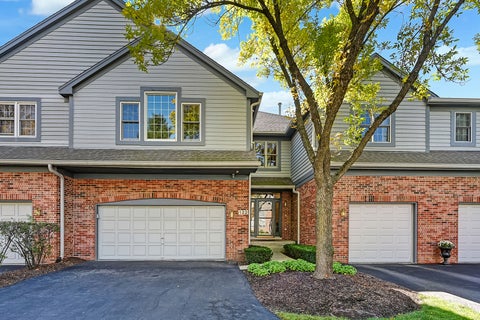 Photo of 132 Northgate Place, Burr Ridge, IL 60527 (MLS # 12740265)