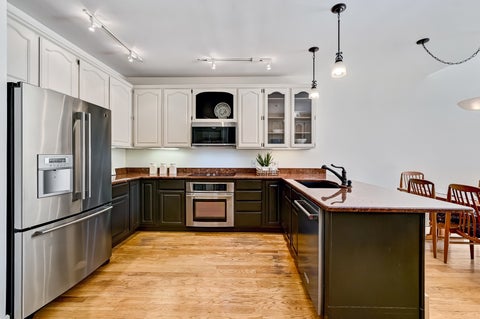 Tiny photo for 132 Northgate Place, Burr Ridge, IL 60527 (MLS # 12740265)