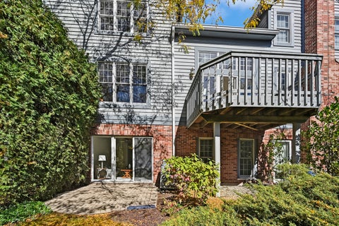 Tiny photo for 132 Northgate Place, Burr Ridge, IL 60527 (MLS # 12740265)