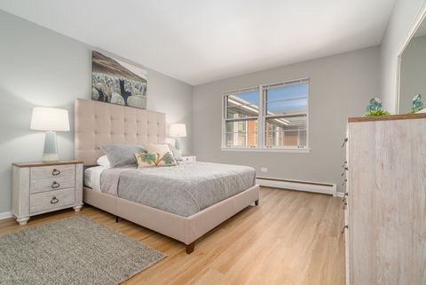 Tiny photo for 44 S Kensington Avenue #01, La Grange, IL 60525 (MLS # 12427803)