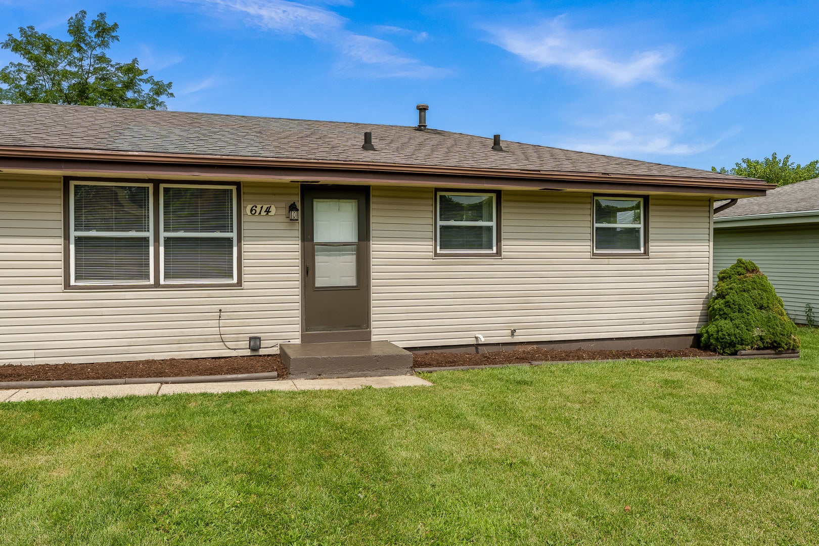 614 Overland Trail