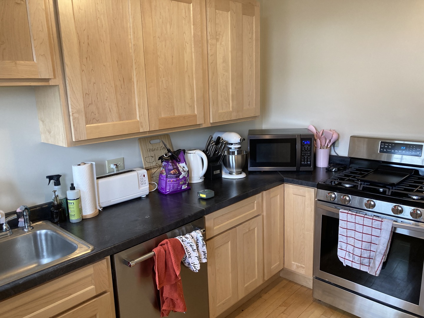 4618 N Sacramento Avenue 3