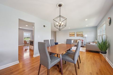 Tiny photo for 1655 Marie Lane, Glenview, IL 60025 (MLS # 12615628)