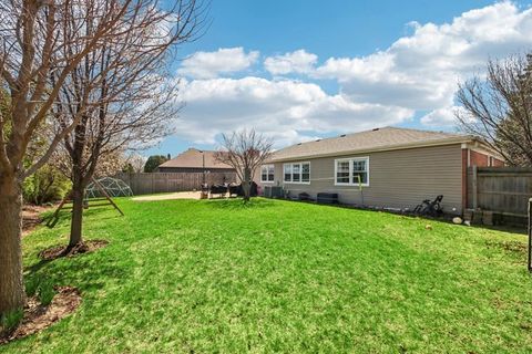 Tiny photo for 1655 Marie Lane, Glenview, IL 60025 (MLS # 12615628)