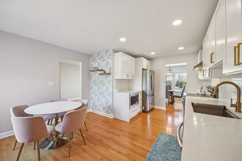 Tiny photo for 1655 Marie Lane, Glenview, IL 60025 (MLS # 12615628)