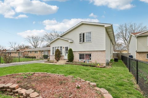 Tiny photo for 3312 Gilboa Avenue, Zion, IL 60099 (MLS # 12620504)