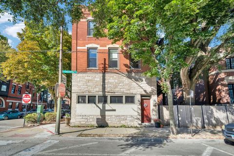 Photo of 2300 N Southport Avenue #3C, Chicago, IL 60614 (MLS # 12484876)