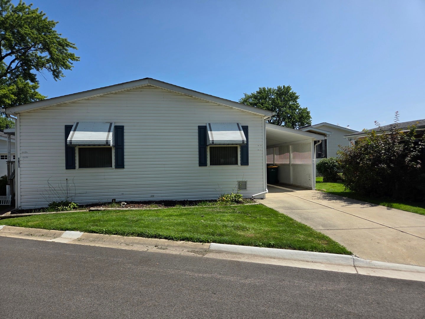 1071 Lake Terrace Road