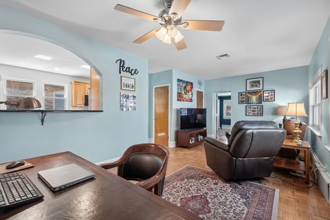 Tiny photo for 7446 N Rockwell Street, Chicago, IL 60645 (MLS # 12623443)