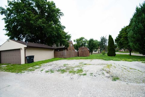 Tiny photo for 2007 37th Street, Rock Island, IL 61201 (MLS # 12690547)