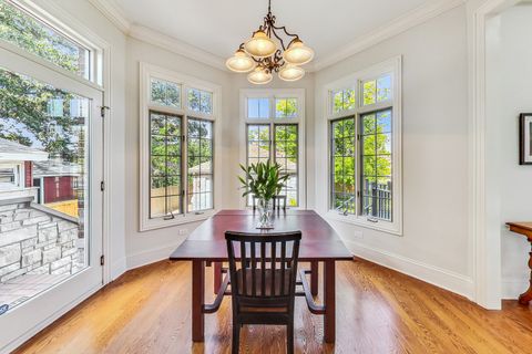 A home in Park Ridge