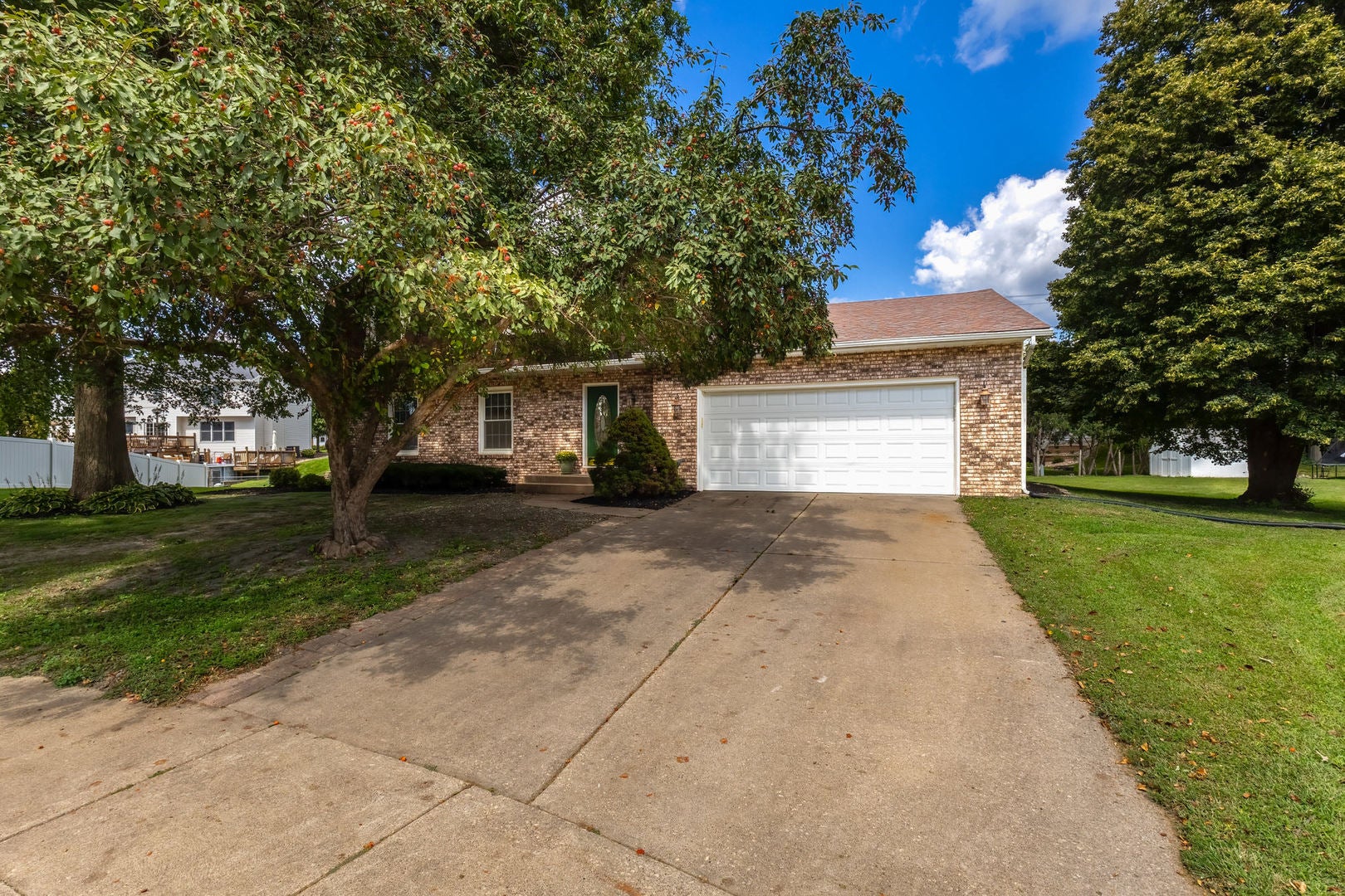 702 W Iowa Street