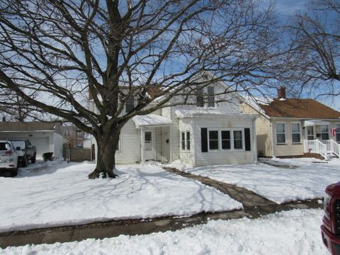 Photo of 1714 N Sturdevant Street, Davenport, IA 52804 (MLS # 12594415)