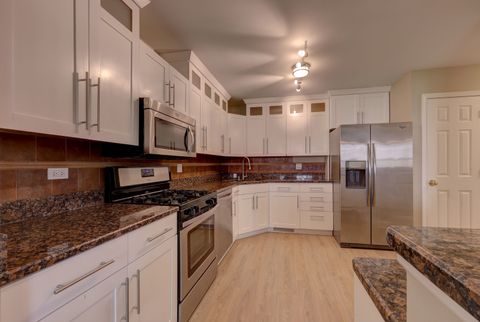 Tiny photo for 195 Island Court #195, Schaumburg, IL 60193 (MLS # 12469114)