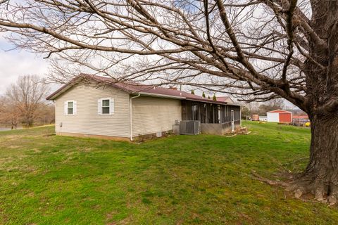 Tiny photo for 425 Peak Road, Harrisburg, IL 62946 (MLS # 12584185)