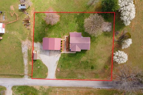 Tiny photo for 425 Peak Road, Harrisburg, IL 62946 (MLS # 12584185)