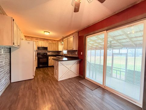 Tiny photo for 425 Peak Road, Harrisburg, IL 62946 (MLS # 12584185)