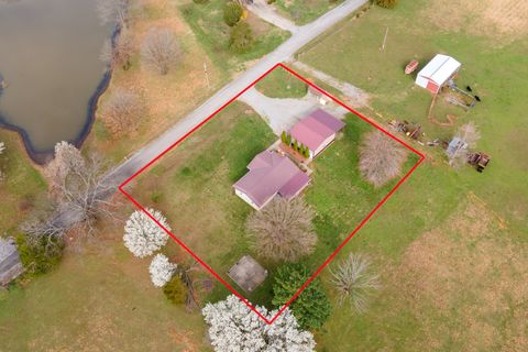 Tiny photo for 425 Peak Road, Harrisburg, IL 62946 (MLS # 12584185)