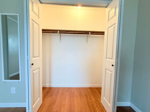 Tiny photo for 425 Peak Road, Harrisburg, IL 62946 (MLS # 12584185)