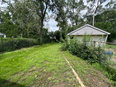 Tiny photo for 468 N Lakeshore Drive, Mundelein, IL 60060 (MLS # 12723749)