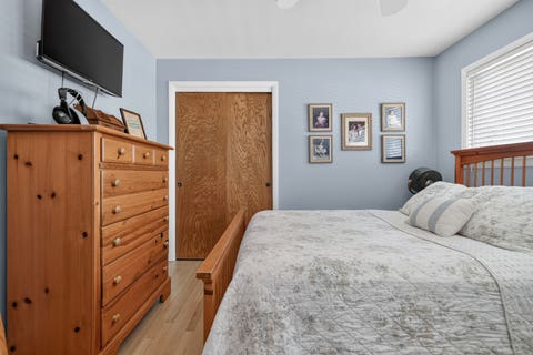 Tiny photo for 7005 W Sunnyside Avenue, Norridge, IL 60706 (MLS # 12705460)