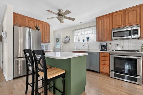 Tiny photo for 7005 W Sunnyside Avenue, Norridge, IL 60706 (MLS # 12705460)