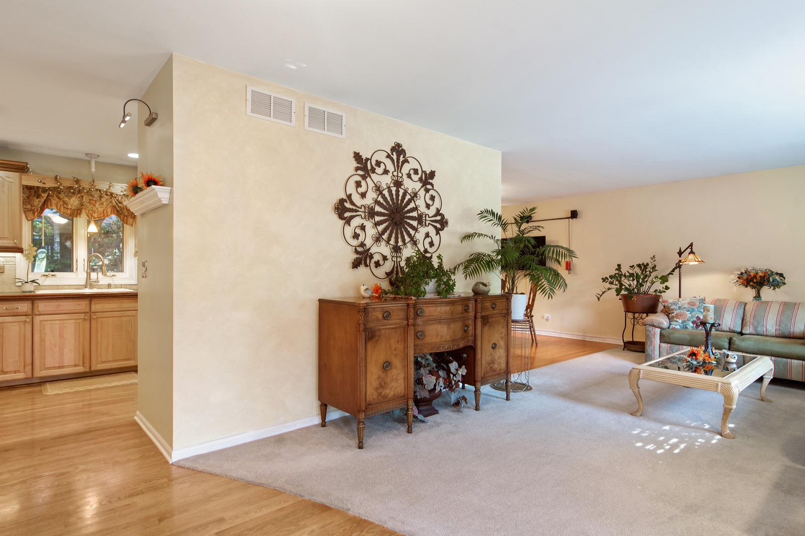 356 Kim Trail