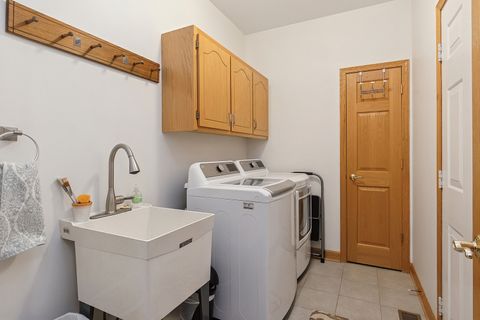 Tiny photo for 1231 Abbey Oaks Drive, Lemont, IL 60439 (MLS # 12630140)