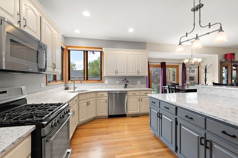 Tiny photo for 1231 Abbey Oaks Drive, Lemont, IL 60439 (MLS # 12630140)