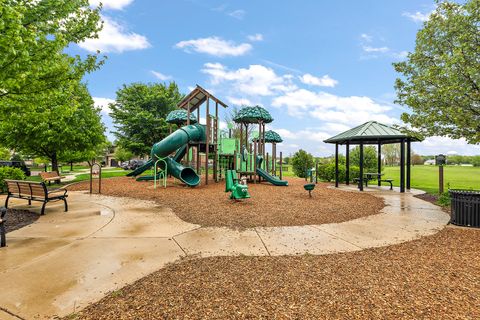 Tiny photo for 1231 Abbey Oaks Drive, Lemont, IL 60439 (MLS # 12630140)