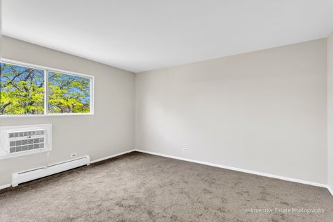 Tiny photo for 2506 Algonquin Road #18, Rolling Meadows, IL 60008 (MLS # 12750540)