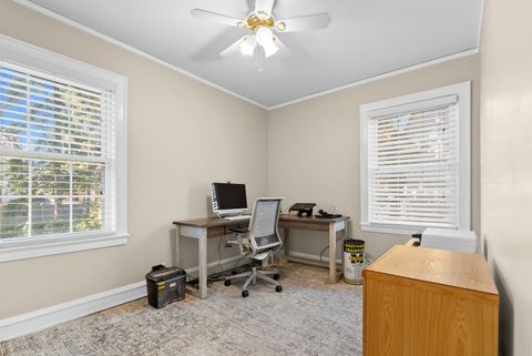 Tiny photo for 562 S Poplar Avenue, Elmhurst, IL 60126 (MLS # 12471550)