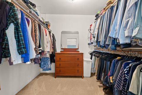 Tiny photo for 562 S Poplar Avenue, Elmhurst, IL 60126 (MLS # 12471550)