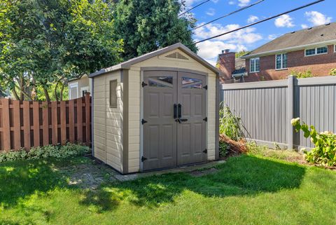 Tiny photo for 562 S Poplar Avenue, Elmhurst, IL 60126 (MLS # 12471550)