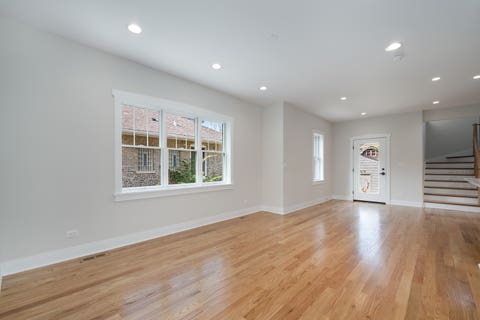 Tiny photo for 5310 N Spaulding Avenue, Chicago, IL 60625 (MLS # 12736857)