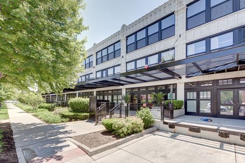 1033 W 14TH Place 338 Chicago IL 60608