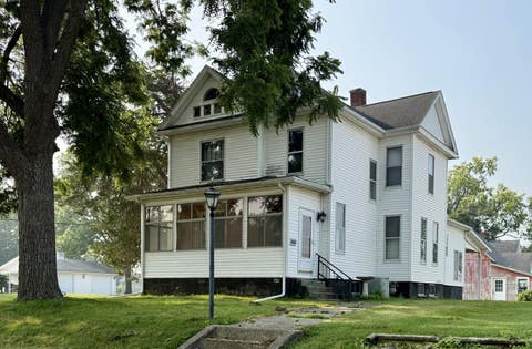 Photo of 721 Pleasant Street, Kewanee, IL 61443 (MLS # 12709228)