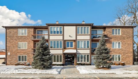 Photo of 5024 Circle Court #1010, Crestwood, IL 60418 (MLS # 12558026)