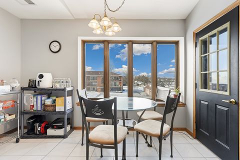 Tiny photo for 5024 Circle Court #1010, Crestwood, IL 60418 (MLS # 12558026)